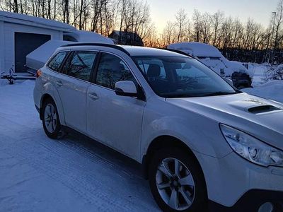 Begagnad Subaru Outback 150 HK (110 kW) 2013 Sedan