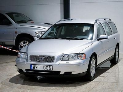 Grå Begagnad 2005 Volvo V70 Business Edition Kombi | 59 500 kr (Dyr)