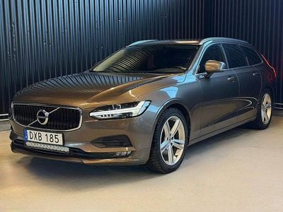 Brun Begagnad 2016 Volvo V90 Momentum Kombi | 239 900 kr (Marknadspris)