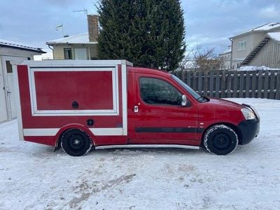 Röd Begagnad 2007 Peugeot Partner Minibuss | 27 900 kr