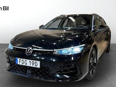 Begagnad VW Passat R-line 177 HK (130 kW) 2024 Svart Kombi