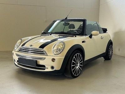 Begagnad Mini Cooper Cabriolet 116 HK (85 kW) 2008 Vit Cab