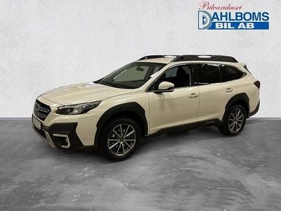 Vit (crystal white pearl) Begagnad 2024 Subaru Outback SUV | 428 000 kr (Superpris)
