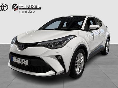 Vit Begagnad 2022 Toyota C-HR Active SUV | 244 900 kr (Marknadspris)