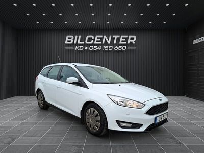 Begagnad Ford Focus Trend 96 HK (70 kW) 2015 Vit Kombi