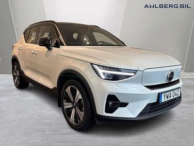 Vit Begagnad 2022 Volvo XC40 Plus SUV | 339 500 kr