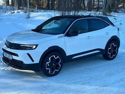 Begagnad Opel Mokka Ultimate 130 HK (95 kW) 2024 White jade SUV