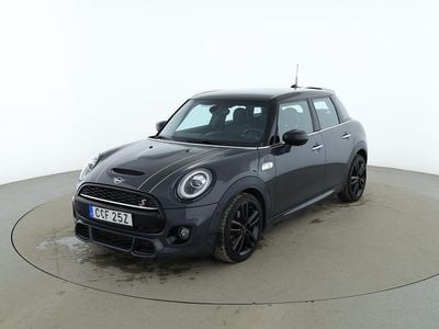 Grå Begagnad 2021 Mini Cooper S Halvkombi | 240 000 kr (Marknadspris)