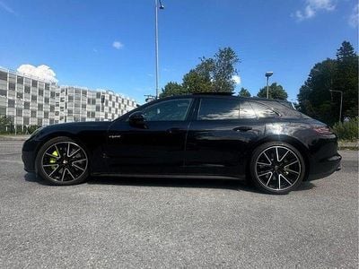 Porsche Panamera 4