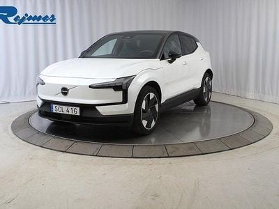 Vit Begagnad 2024 Volvo EX30 Ultra SUV | 347 900 kr (Marknadspris)