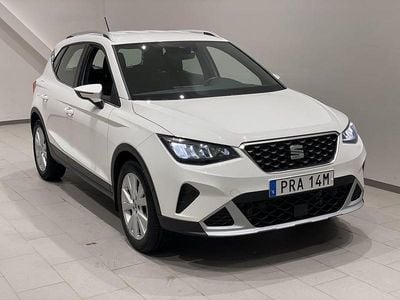 Vit (candy white) Begagnad 2023 Seat Arona Xperience SUV | 192 000 kr (Marknadspris)
