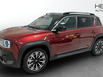 Röd (red) Ny 2025 Renault 4 E-Tech Iconic SUV | 471 900 kr (Lite dyr)