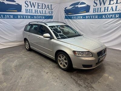Begagnad Volvo V50 Kinetic 150 HK (110 kW) 2011 Grå Kombi