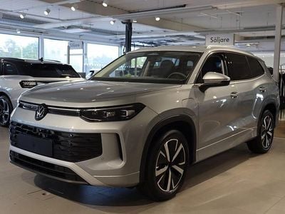 Silver Ny 2025 VW Tayron Life SUV | 617 800 kr (Dyr)