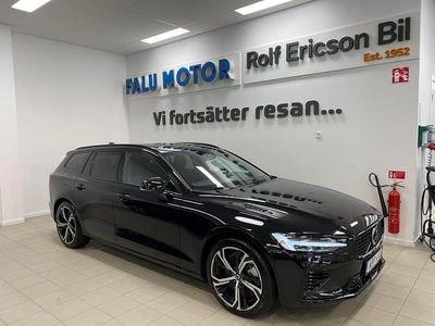 Svart Begagnad 2025 Volvo V60 Ultra Kombi | 579 500 kr