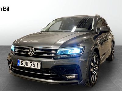 Grå Begagnad 2018 VW Tiguan R-line SUV | 244 500 kr (Marknadspris)