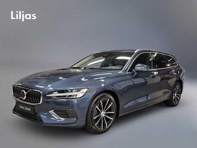 Grå Begagnad 2024 Volvo V60 Plus Kombi | 449 000 kr (Marknadspris)