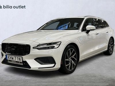 Vit Begagnad 2020 Volvo V60 Inscription Kombi | 319 900 kr (Marknadspris)