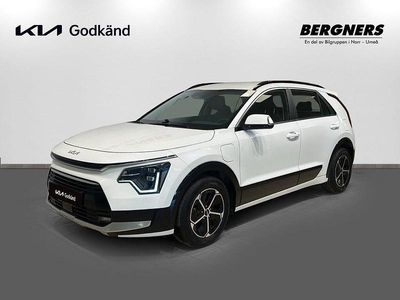 Vit Begagnad 2024 Kia Niro SUV | 349 900 kr (Marknadspris)