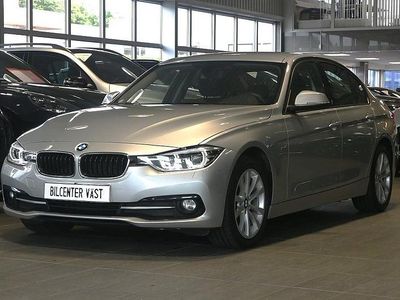 Silver Begagnad 2015 BMW 318 Sport Line Sedan | 159 000 kr (Lite dyr)
