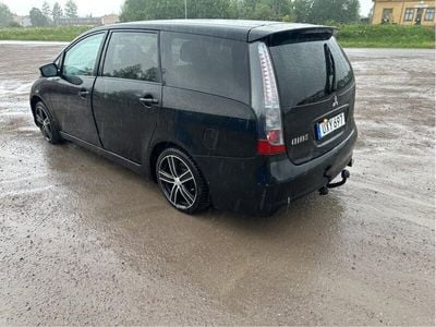Mitsubishi Grandis