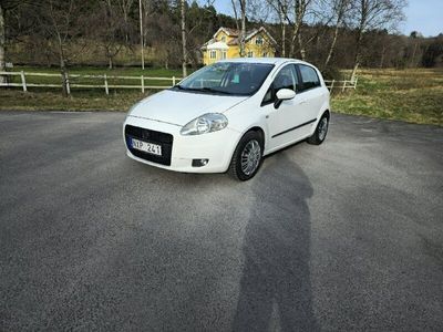 begagnad Fiat Grande Punto 5-dörrars 1.3 16V MultiJet Dynamic Euro 4