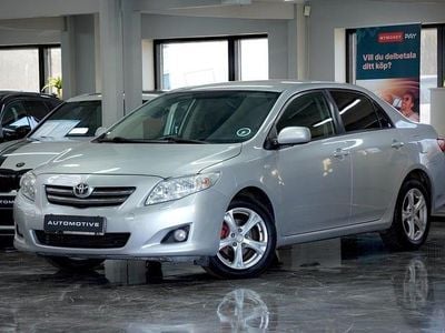 Begagnad Toyota Corolla 124 HK (91 kW) 2008 Silver Sedan