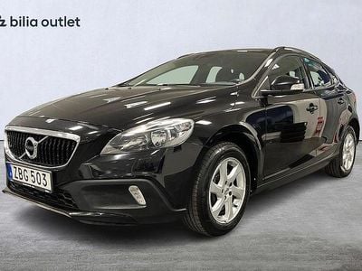 Svart Begagnad 2017 Volvo V40 Business Edition Halvkombi | 174 900 kr (Marknadspris)