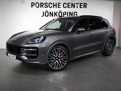Grå Begagnad 2023 Porsche Cayenne S SUV | 1 199 000 kr
