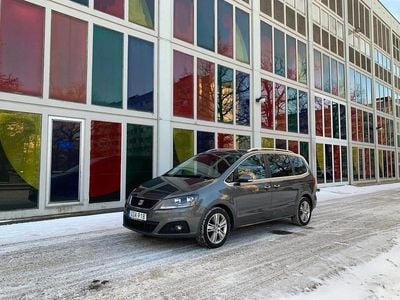 Grå Begagnad 2014 Seat Alhambra Minibuss | 169 900 kr (Lite dyr)