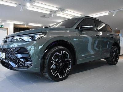 Grön Begagnad 2024 VW Tiguan Style SUV | 633 600 kr