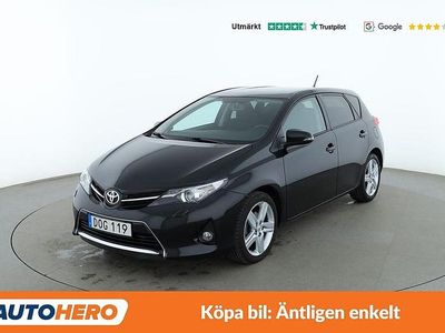 Svart Begagnad 2014 Toyota Auris Halvkombi | 131 000 kr (Marknadspris)