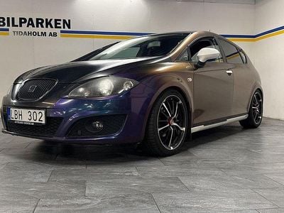 Begagnad Seat Leon Style 102 HK (75 kW) 2010 Flerfärgad Halvkombi