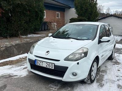 Begagnad 2012 Renault Clio R.S. Halvkombi | 32 000 kr (Marknadspris)