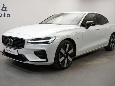 Begagnad Volvo S60 Plus 404 HK (297 kW) 2024 Vit Sedan