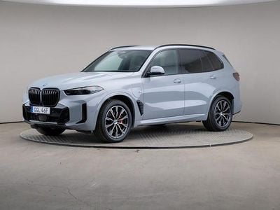 M brooklyn grey metallic (grå metallisk) Begagnad 2024 BMW X5 Comfort Edition SUV | 859 000 kr