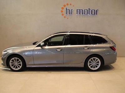 Grå Begagnad 2024 BMW 330 Kombi | 329 000 kr