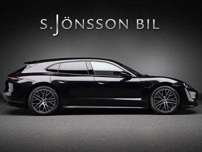 Svart Begagnad 2023 Porsche Taycan Sport Turismo Sedan | 729 000 kr