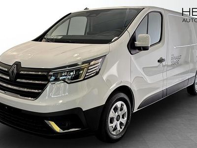 Vit Begagnad 2025 Renault Trafic Minibuss | 535 987 kr