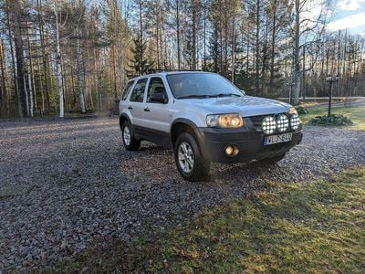 Silver Begagnad 2005 Ford Maverick SUV | 40 000 kr
