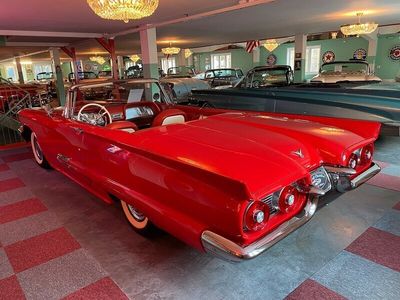 Röd Begagnad 1959 Ford Thunderbird Cab | 695 000 kr