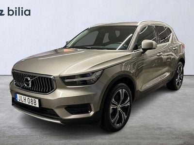 Grå Begagnad 2022 Volvo XC40 Inscription SUV | 379 500 kr (Marknadspris)