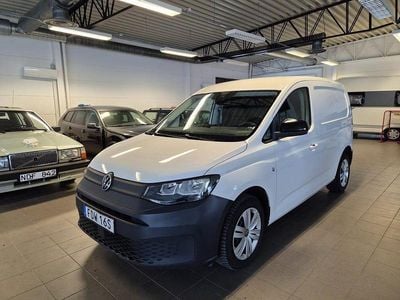 Vit Begagnad 2021 VW Caddy Minibuss | 164 900 kr (Marknadspris)