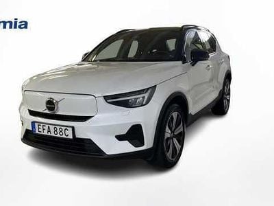 Vit Begagnad 2022 Volvo XC40 Core SUV | 319 900 kr