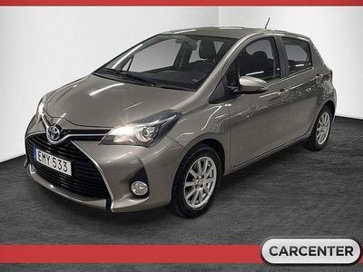 Brun Begagnad 2014 Toyota Yaris Hybrid Active Halvkombi | 109 500 kr (Marknadspris)