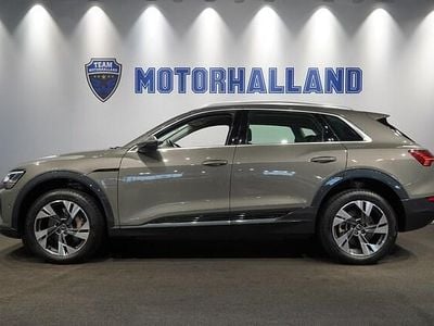Chronosgrå metallic Begagnad 2023 Audi Q8 e-tron Proline SUV | 529 900 kr