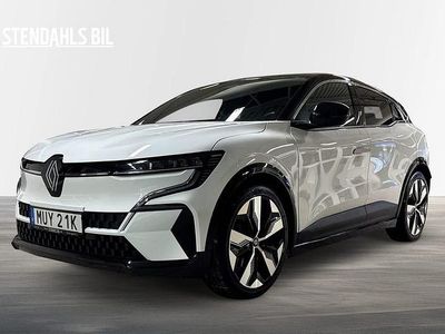Vit Begagnad 2023 Renault Mégane IV Techno Halvkombi | 249 000 kr (Superpris)