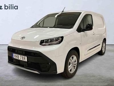 Vit Begagnad 2024 Toyota Proace City City Minibuss | 379 900 kr (Dyr)