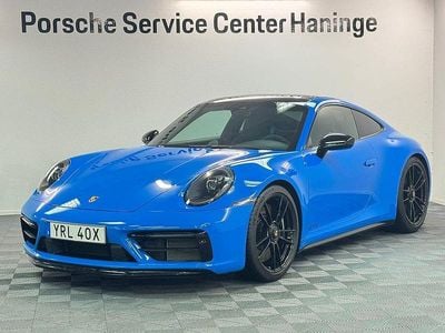 Porsche 911 Carrera 4 GTS
