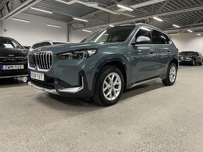 Grön Begagnad 2023 BMW X1 xLine SUV | 419 000 kr (Marknadspris)